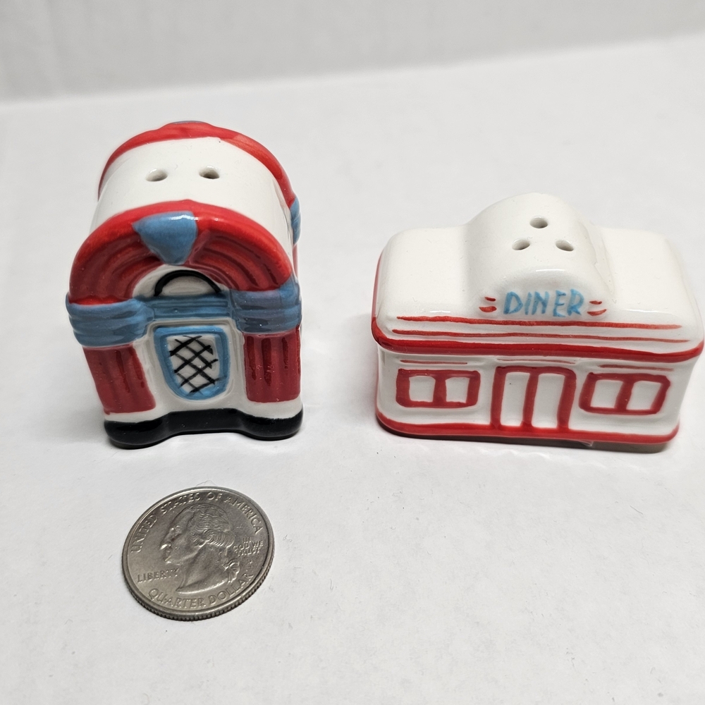 Retro Jukebox and Diner Salt & Pepper Shakers - Red, White, Blue